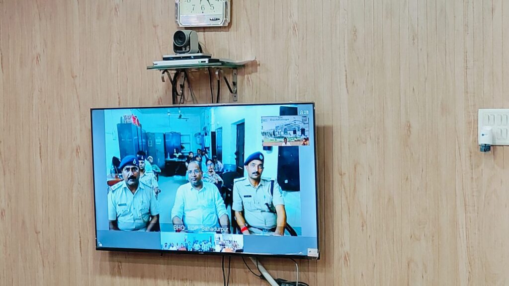 मुहर्रम को लेकर प्रशासन अलर्ट, डीएम ने अधिकारियों को दिए सख्त निर्देश मुहर्रम को लेकर प्रशासन अलर्ट, डीएम ने अधिकारियों को दिए सख्त निर्देश
