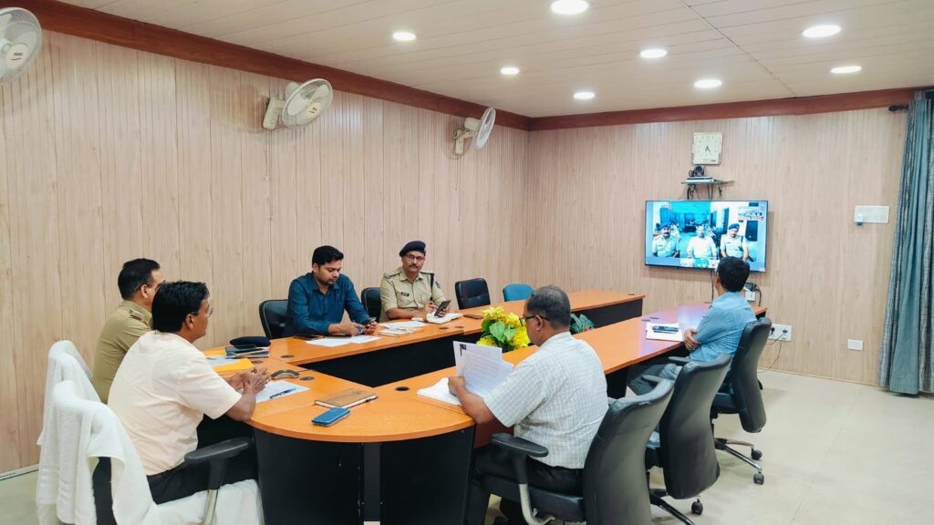 मुहर्रम को लेकर प्रशासन अलर्ट, डीएम ने अधिकारियों को दिए सख्त निर्देश मुहर्रम को लेकर प्रशासन अलर्ट, डीएम ने अधिकारियों को दिए सख्त निर्देश