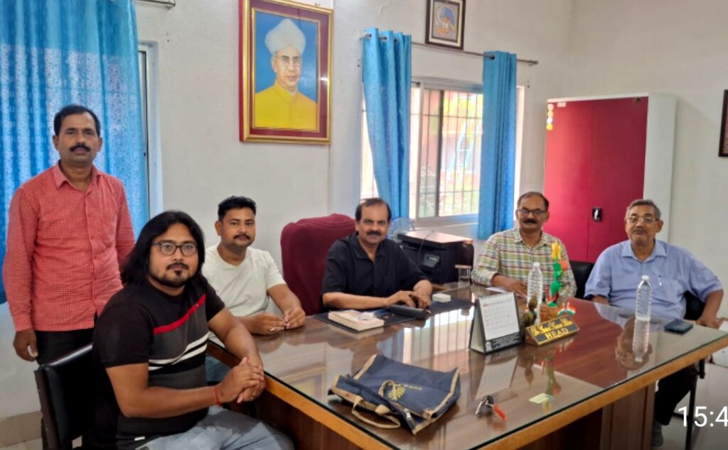 LNMU में 15 जून को स्वैच्छिक रक्तदान शिविर, रक्तदाताओं को मिलेगा डोनर कार्ड और प्रमाण पत्र LNMU में 15 जून को स्वैच्छिक रक्तदान शिविर, रक्तदाताओं को मिलेगा डोनर कार्ड और प्रमाण पत्र
