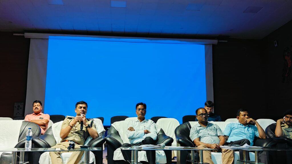 मुहर्रम को लेकर प्रशासन अलर्ट, 515 से अधिक स्थलों पर दंडाधिकारी और पुलिस बल तैनात