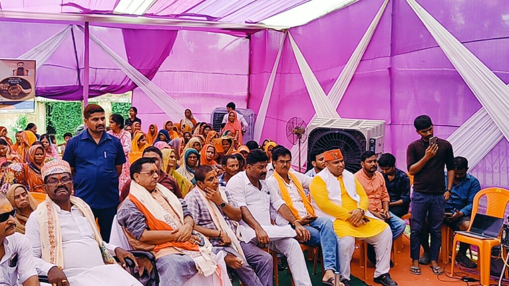 पंचायत विकास दिवस पर ग्राम स्वराज और महिला सशक्तिकरण का संदेश, हायाघाट में हुआ भव्य आयोजन पंचायत विकास दिवस पर ग्राम स्वराज और महिला सशक्तिकरण का संदेश, हायाघाट में हुआ भव्य आयोजन