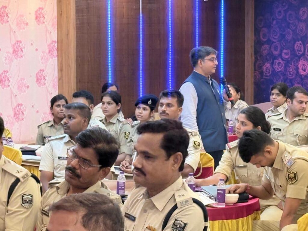 RBI का बड़ा कदम: बिहार पुलिस को वित्तीय धोखाधड़ी से बचाव की ट्रेनिंग RBI का बड़ा कदम: बिहार पुलिस को वित्तीय धोखाधड़ी से बचाव की ट्रेनिंग