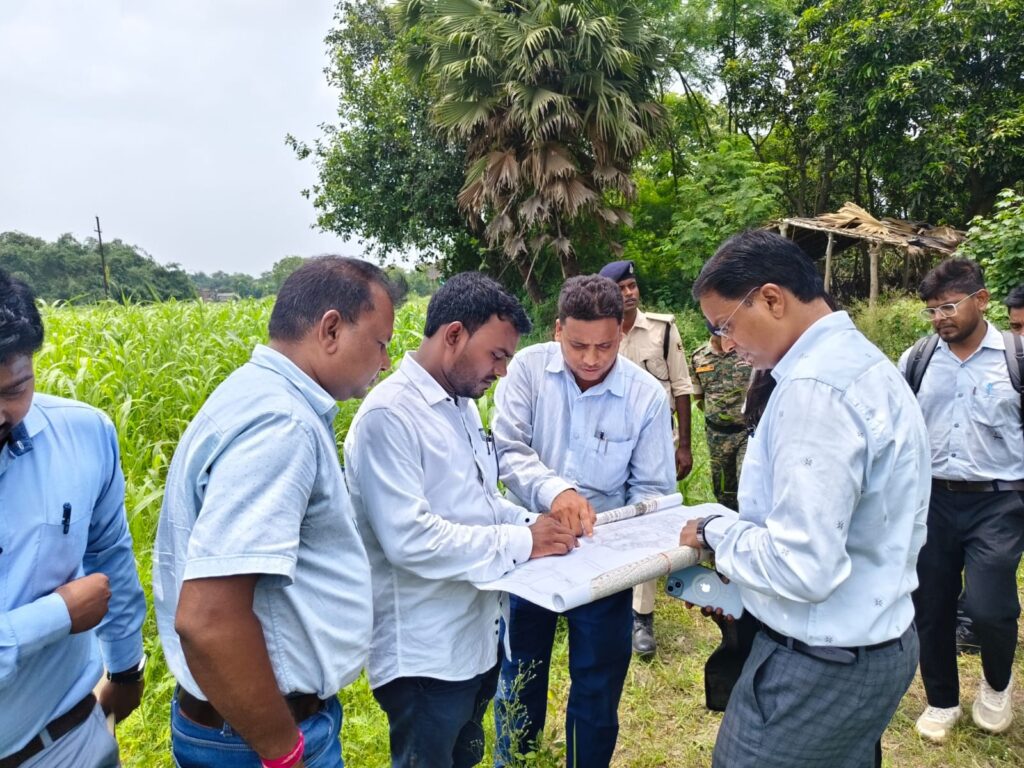 रैयाम चीनी मिल को फिर से जिंदा करने की तैयारी, जिलाधिकारी कौशल कुमार ने किया बड़ा निरीक्षण