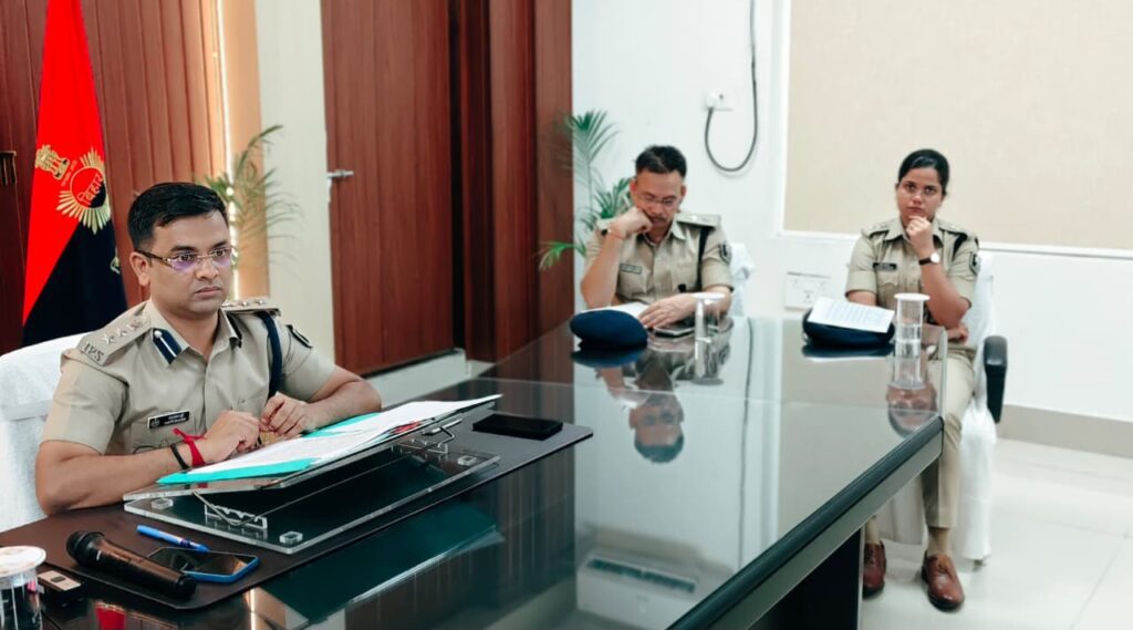दरभंगा एसएसपी ने लंबित कांडों की समीक्षा की, अपराध नियंत्रण को लेकर दिए कई अहम निर्देश