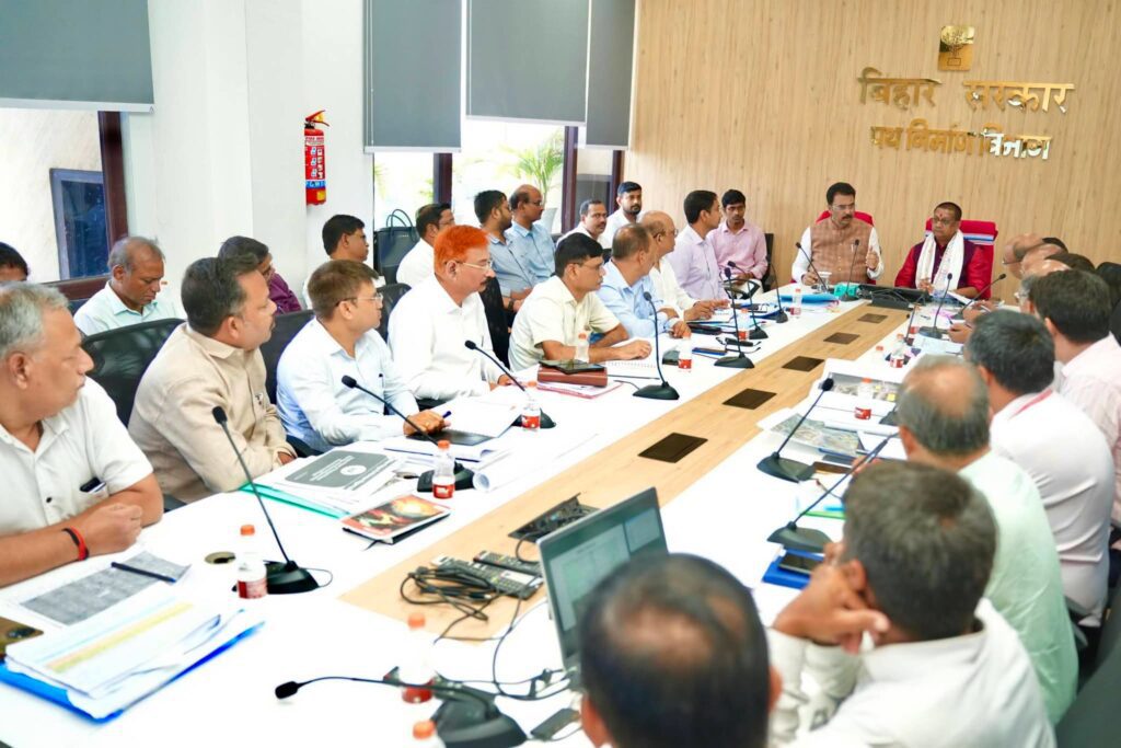 संजय सरावगी की पथ निर्माण मंत्री संग बैठक दरभंगा की सड़क परियोजनाओं पर हुई समीक्षा संजय सरावगी की पथ निर्माण मंत्री संग बैठक दरभंगा की सड़क परियोजनाओं पर हुई समीक्षा