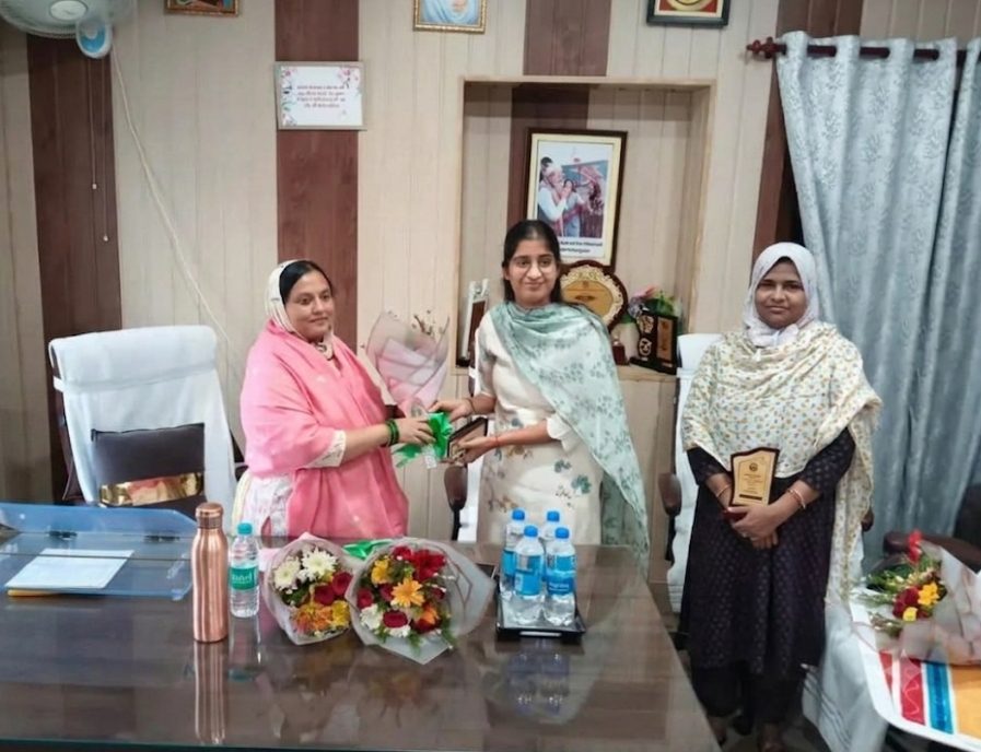 दरभंगा को मिली पहली महिला नगर आयुक्त, गरिमा लोहिया ने संभाला पदभार दरभंगा को मिली पहली महिला नगर आयुक्त, गरिमा लोहिया ने संभाला पदभार