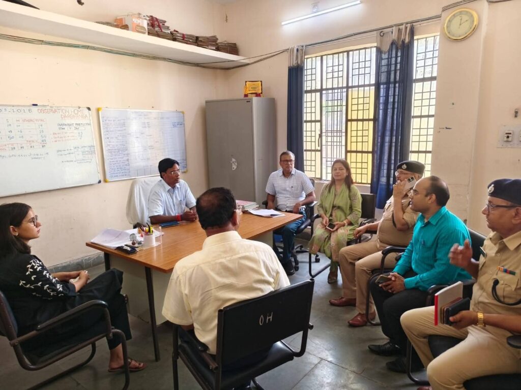 दरभंगा में DM का बड़ा निरीक्षण, बच्चों की सुरक्षा पर सख्त निर्देश