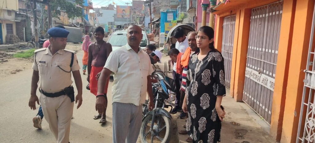 छठ से पहले दरभंगा के 3 वार्डों में नगर आयुक्त का निरीक्षण, घाटों की तैयारी पर जोर छठ से पहले दरभंगा के 3 वार्डों में नगर आयुक्त का निरीक्षण, घाटों की तैयारी पर जोर