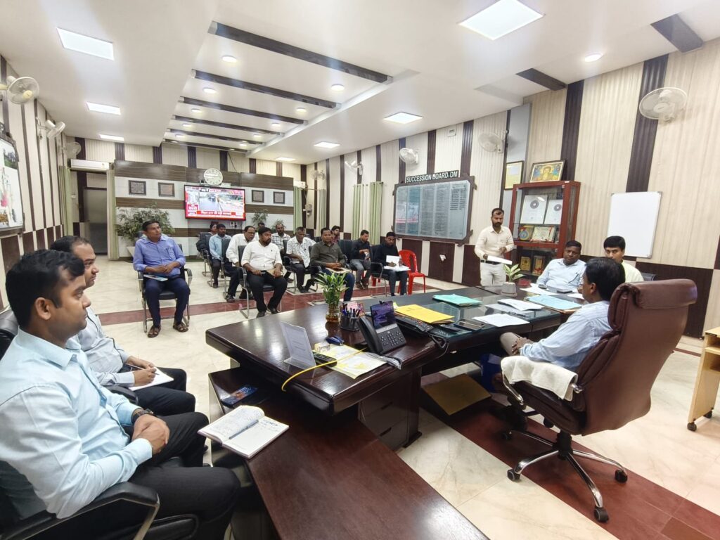 दरभंगा में आधारभूत संरचनाओं की समीक्षा डीएम ने दिए 3-4 दिन में योजना चिह्नित करने के निर्देश दरभंगा में आधारभूत संरचनाओं की समीक्षा डीएम ने दिए 3-4 दिन में योजना चिह्नित करने के निर्देश