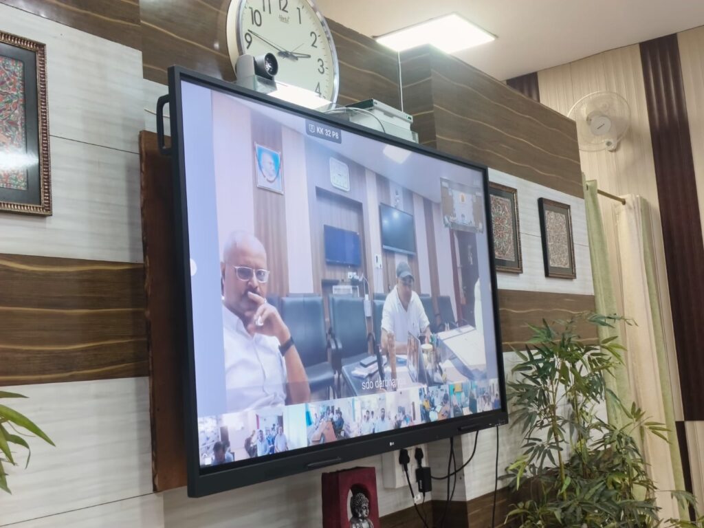 दरभंगा में विकास योजनाओं की समीक्षा डीएम ने 3-4 दिन में चिह्नित करने का दिया निर्देश दरभंगा में आधारभूत संरचनाओं की समीक्षा डीएम ने दिए 3-4 दिन में योजना चिह्नित करने के निर्देश
