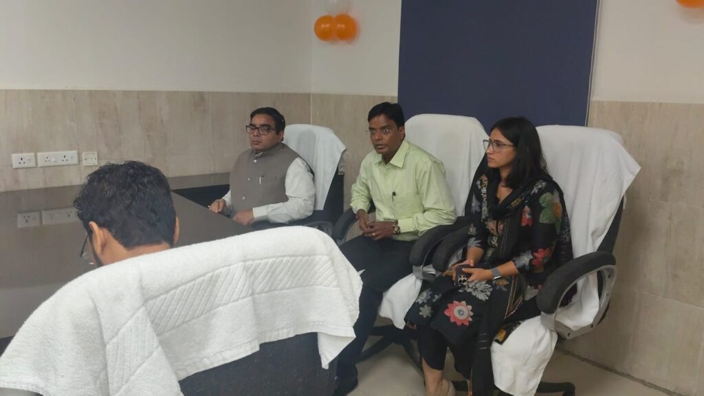 डीएमसीएच में ICU-न्यूरो सर्जरी OT शुरू हेड इंजुरी मरीजों को मिलेगा इलाज डीएमसीएच में ICU-न्यूरो सर्जरी OT शुरू हेड इंजुरी मरीजों को मिलेगा इलाज