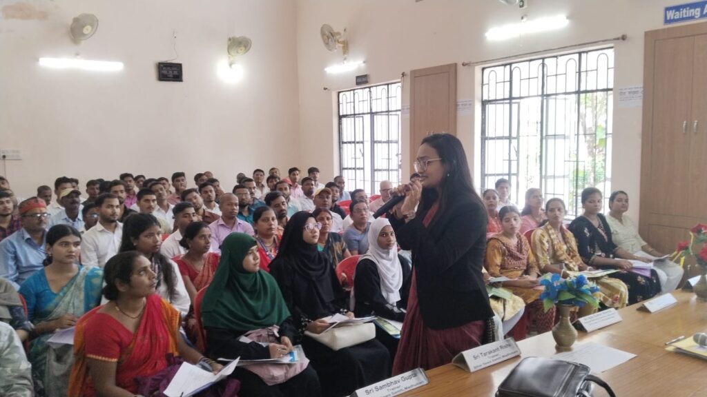 दरभंगा में PLV प्रशिक्षण, कानून और निःशुल्क विधिक सेवा की दी जानकारी दरभंगा में PLV प्रशिक्षण, कानून और निःशुल्क विधिक सेवा की दी जानकारी