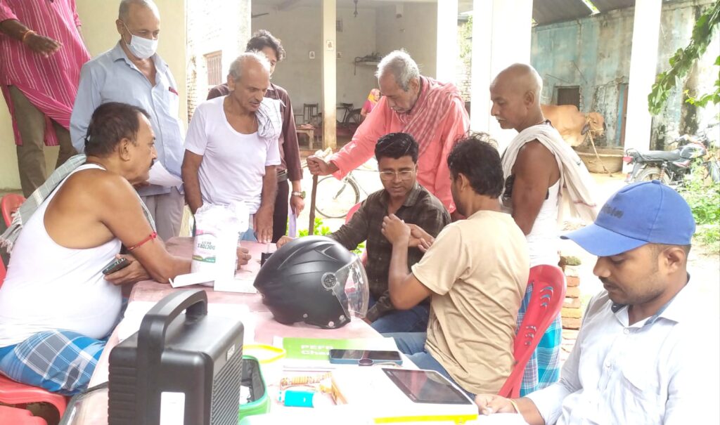 मानसून महोत्सव में उमड़ी भीड़ 2 हजार मरीजों को मुफ्त इलाज
