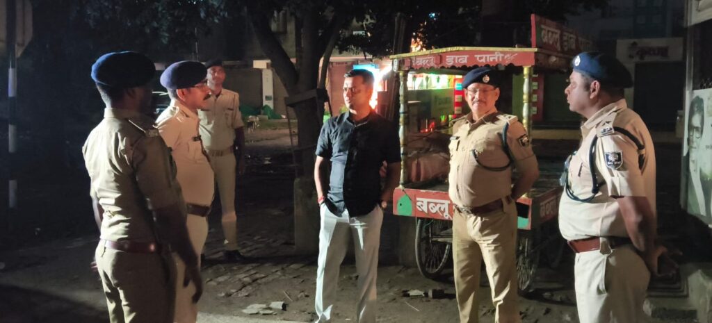 शाम को सड़क पर उतरे SSP-सिटी SP दरभंगा में सुरक्षा व्यवस्था का लिया जायजा