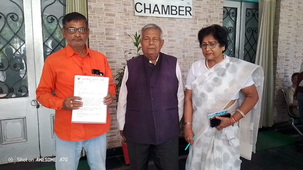 गांधी स्मारक पर मंडराया एलिवेटेड रोड का असर पूर्व महापौर समेत लोगों ने DM से लगाई गुहार गांधी स्मारक पर मंडराया एलिवेटेड रोड का असर पूर्व महापौर समेत लोगों ने DM से लगाई गुहार