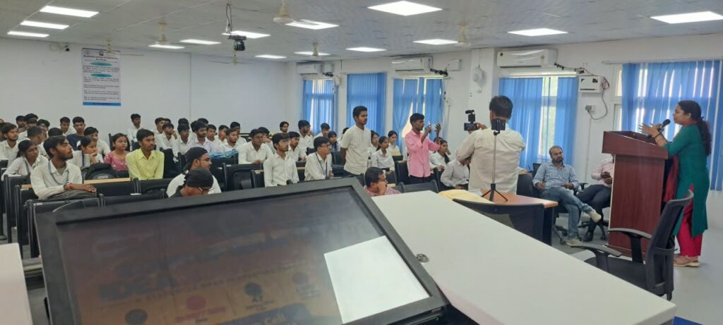 दरभंगा में Startup Bootcamp युवाओं ने पेश किए नए बिजनेस आइडिया दरभंगा में Startup Bootcamp युवाओं ने पेश किए नए बिजनेस आइडिया